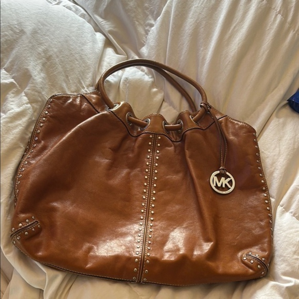 Michael Kors Brown Leather Astor Studded Ring Tote purse cinch bag